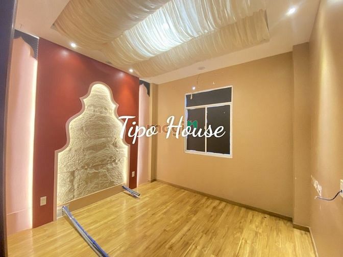 Hình ảnh Cho thuê nhà MT đường 3 tháng 2 Q11