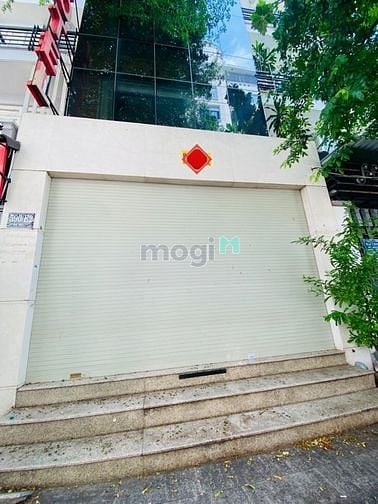 Hình ảnh Cho thuê nhà MT Cách Mạng Tháng 8,Phường 11,Quận 3.