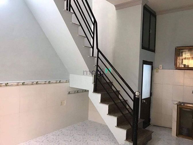 Hình ảnh Bán Gấp Căn Nhà Võ Thị Sáu quận 3 SHR