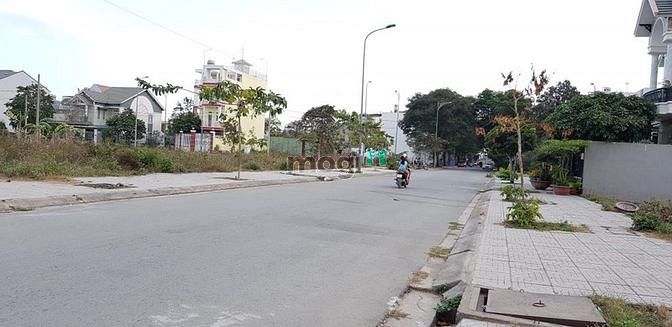 Hình ảnh Bán Đất Quận 9, KDC Phước Thiện, đường Phước Thiện, giá 4tỷ990tr/80m2.