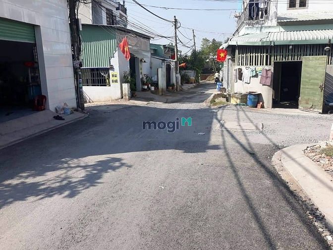 Hình ảnh Bán nhà trệt lửng đường 102 Lã Xuân Oai _ P.TNPA , Quận 9