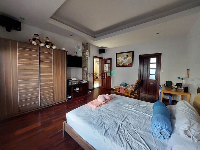 Hình ảnh Biệt thự 100m2 ngang 7m trung tâm tân phú giá chỉ 9 tỷ 100