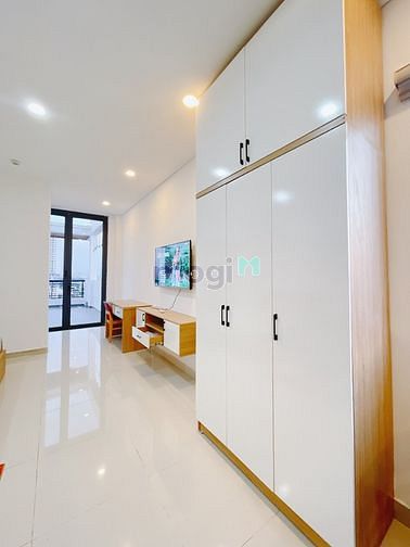 Hình ảnh PenHouse Full Nội Thất View Đẹp Ngay Tôn Thất Thuyết Q4