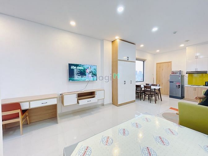 Hình ảnh PenHouse Full Nội Thất View Đẹp Ngay Tôn Thất Thuyết Q4
