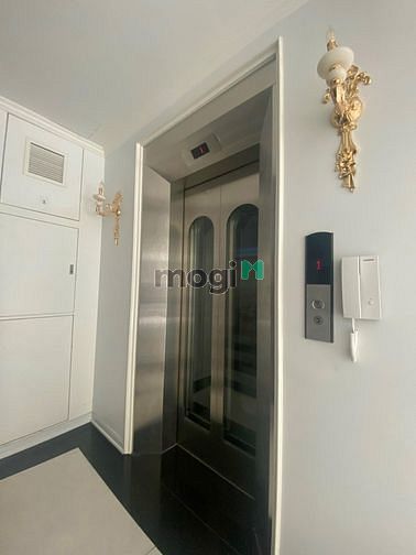 Hình ảnh Mặt phố Hàng Muối, Hoàn Kiếm, ở cấp kết hợp KD đỉnh, DT:80mx6Txmt7m
