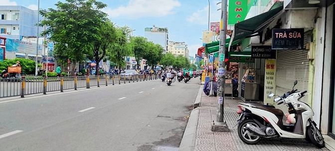 Hình ảnh Siêu vị trí ! Hẻm xe hơi Lê Văn Duyệt, Bình Thạnh 120m2 chỉ 10,35 tỷ