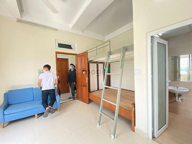 Hình ảnh Phòng trọ 30m2_ĐHT, Q12_Cửa sổ thoáng mát.