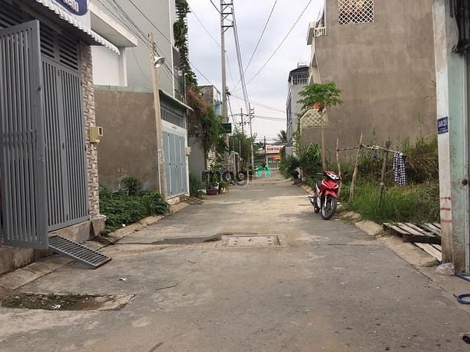 Hình ảnh Bán lô đất hẻm 369 đường Lò Lu Phường Trường Thạnh, Quận 9
