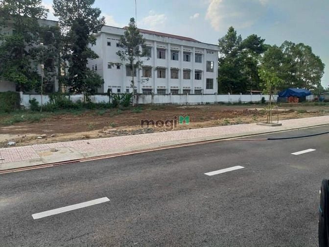 Hình ảnh Bán gấp 120m đất thổ cư,SHR ngay đường DT 769 gần kcn Dầu Giây