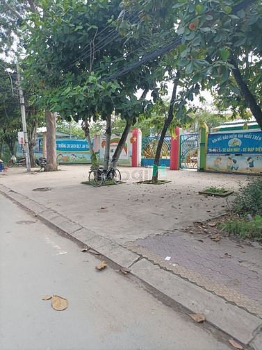 Hình ảnh Chính chủ cần cần bán lô đất thuộc phường Long  Phước, Quận 9