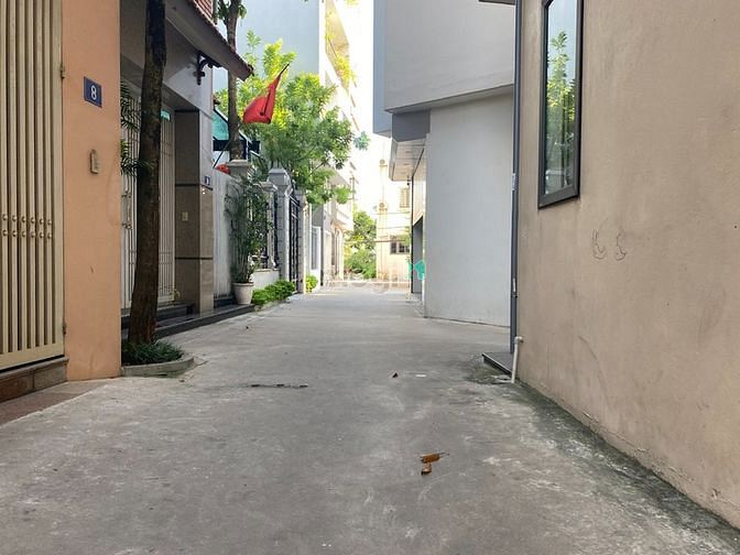 Hình ảnh Bán 56.5m đất ngõ 137 Việt Hưng, nhìn ra sân nhà văn hoá