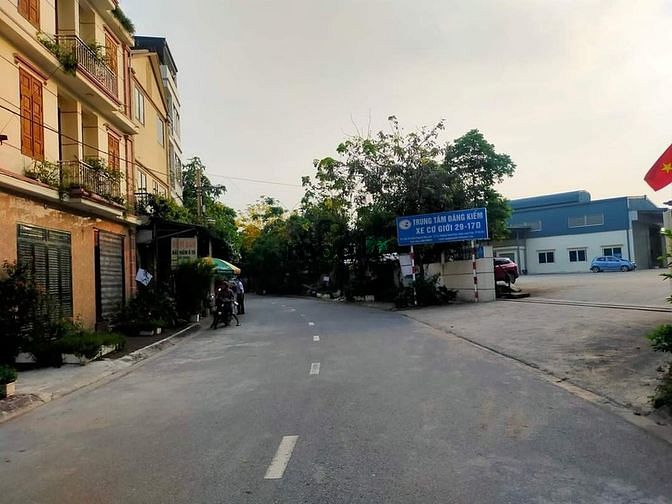 Hình ảnh Bán đất phố Nguyễn Văn Linh(ng thời trung), Long Biên 138 6,3