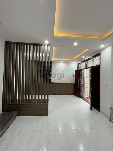 Hình ảnh Bán nhà Hoàng văn Thái Phân lô cao cấp