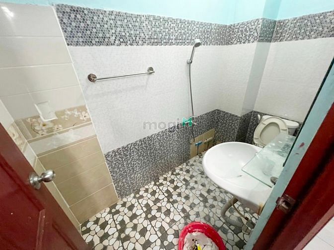 Hình ảnh gần đại học hutech, nội thất cơ bản