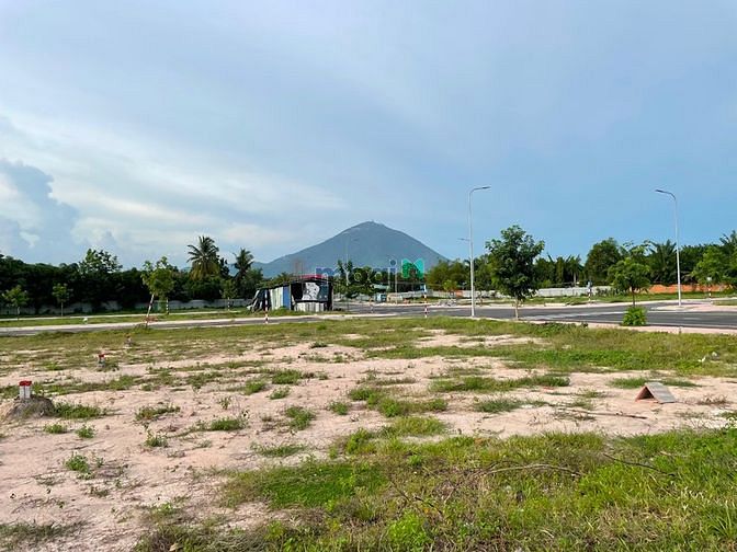 Hình ảnh ĐẤT NỀN PHƯỜNG 3 sau lưng công an tỉnh Tp tây ninh