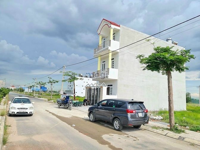 Hình ảnh Cần bán gấp 2 lô đất mỗi lô 2 mặt tiền