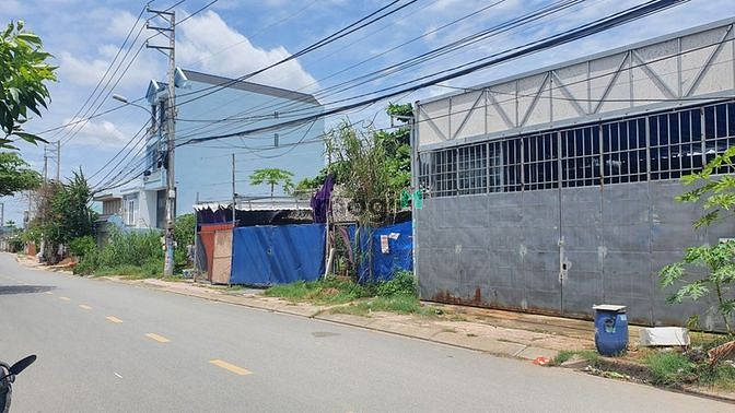 Hình ảnh Bán đất mặt tiền đường số, Lò Lu, Q9, 112m2, kinh doanh các mặt hàng.
