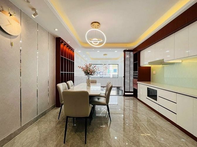 Hình ảnh Bán nhà HXH gần Bế Văn Đàn,Tân Bình.DT 52.03m2.Giá 1tỷ370.Có SHR