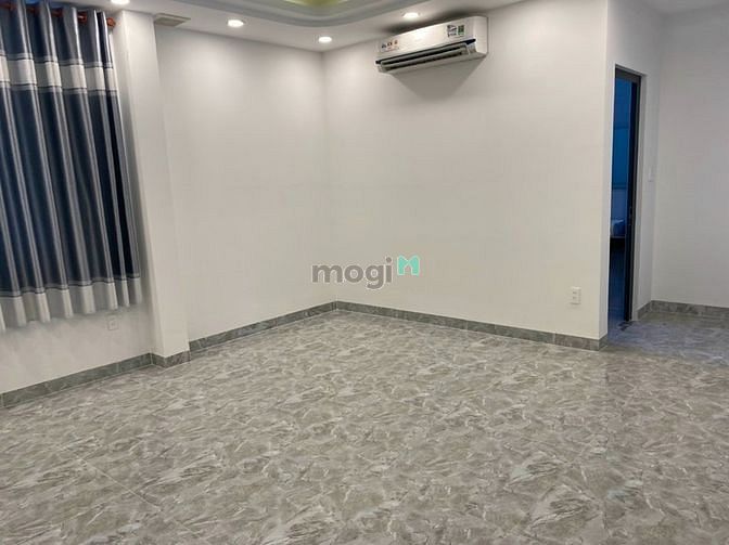 Hình ảnh BÁN căn nhà 1 trệt 3 lầu. SHR. Quận Bình Tân