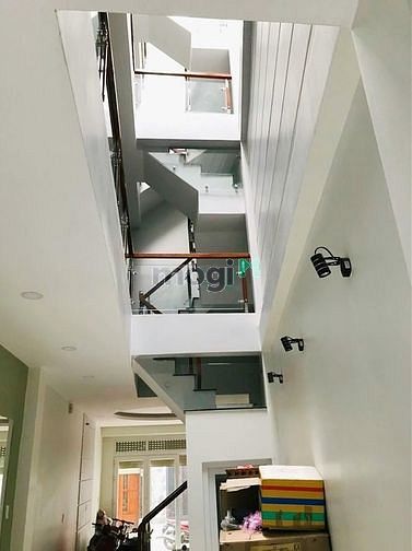 Hình ảnh Gấp gấp cần tiền cho con đi học bán nhà đường Cống Lở, 4 tầng , 91 m2
