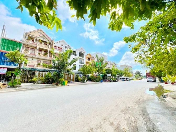 Hình ảnh Bán gấp lô đất nền Biệt thự Tân Trường, Đường Số 9, P. Phú Thuận, Q7