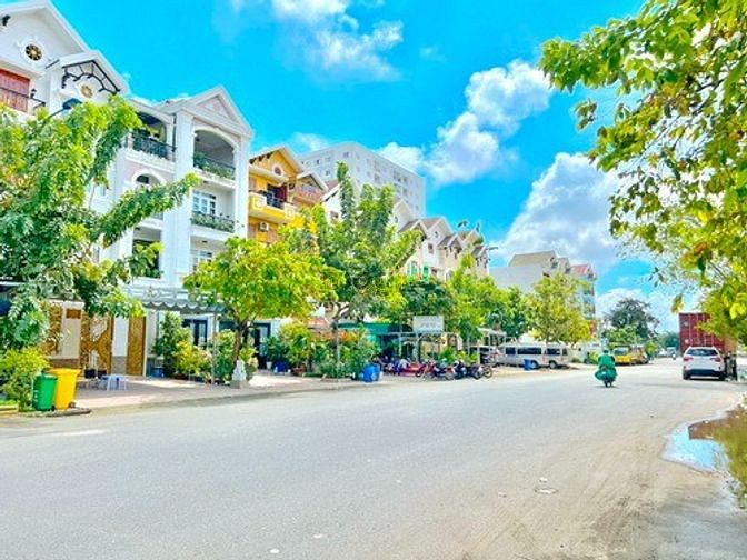 Hình ảnh Bán gấp lô đất nền Biệt thự Tân Trường, Đường Số 9, P. Phú Thuận, Q7