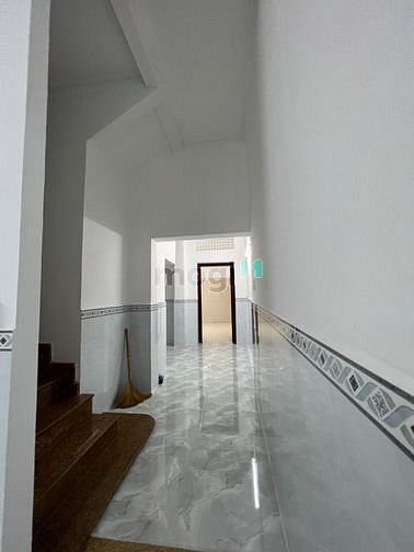 Hình ảnh Cho thuê nhà Nc Mt lê văn sỹ quận 3 ngay chợ