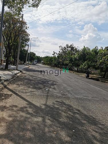 Hình ảnh Đất biệt thự Phừơng Thới An Quận 12, 200m2 thổ cư, Giá 10,8 tỷ