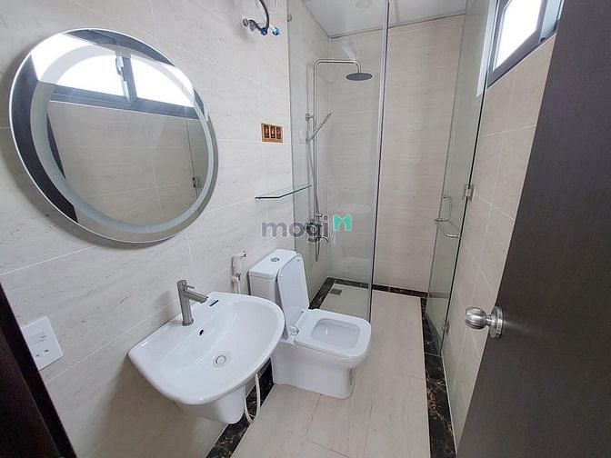 Hình ảnh CHDV sang trọng , có ban công tại quận phú nhuận