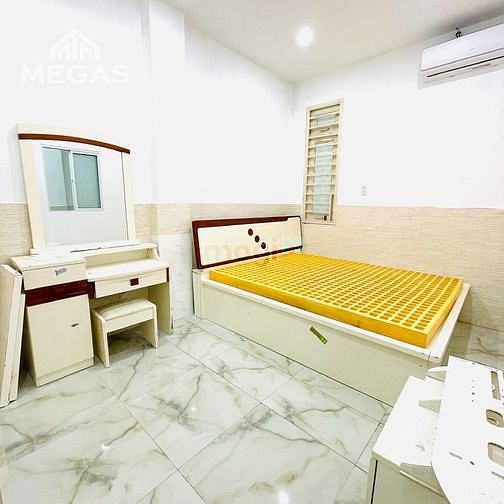 Hình ảnh Căn Hộ 2PN, Bếp Riêng Biệt, Gần Sân Bay 🏠