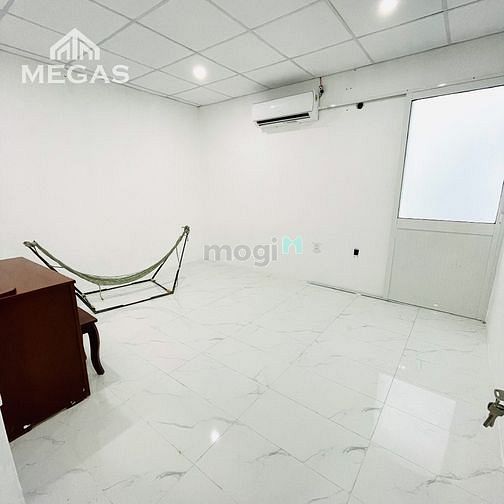Hình ảnh Căn Hộ 2PN, Bếp Riêng Biệt, Gần Sân Bay 🏠