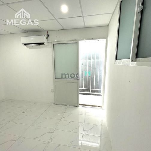 Hình ảnh Căn Hộ 2PN, Bếp Riêng Biệt, Gần Sân Bay 🏠