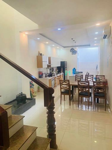 Hình ảnh Phân khúc hiếm duy nhất 1 căn Phan Văn Trị 62M2 4 Tầng, hẻm 10m có lề