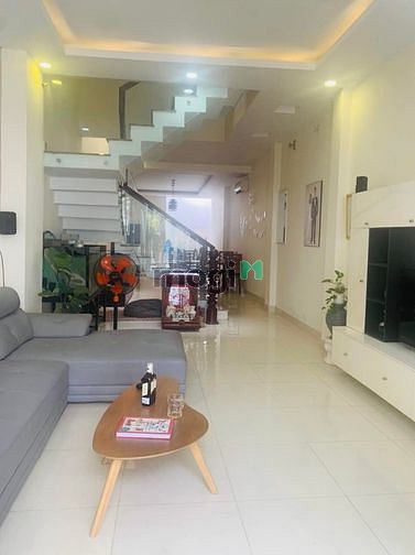 Hình ảnh Phân khúc hiếm duy nhất 1 căn Phan Văn Trị 62M2 4 Tầng, hẻm 10m có lề