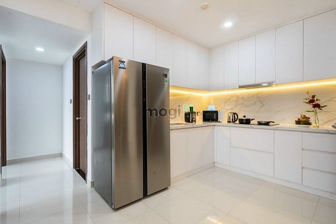 Hình ảnh Bán căn Gold View Q4.81m2 2pn giá 3t6