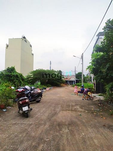 Hình ảnh Bán lô đất hẻm xe hơi Vườn Lài , q.12 , 4.4*13 , sổ hồng , 3.98 tỷ