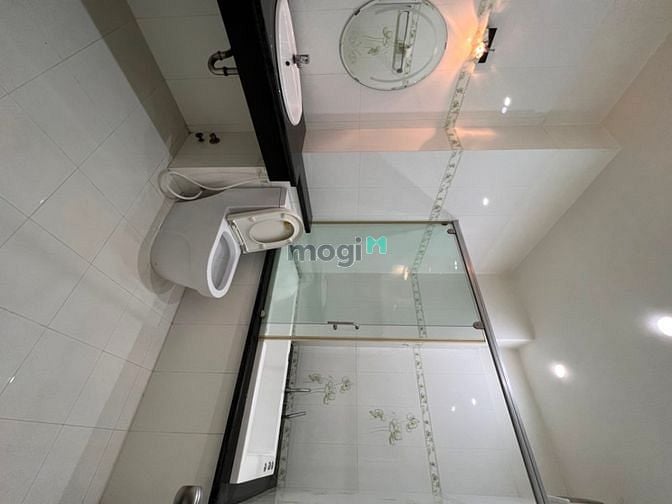 Hình ảnh Cho Thuê Phòng ,Nhà Phố Mặt Tiền Đường Lớn