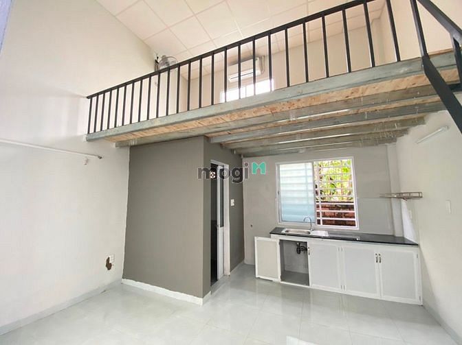 Hình ảnh Phòng gác quận 9 mới xây - có máy lạnh
