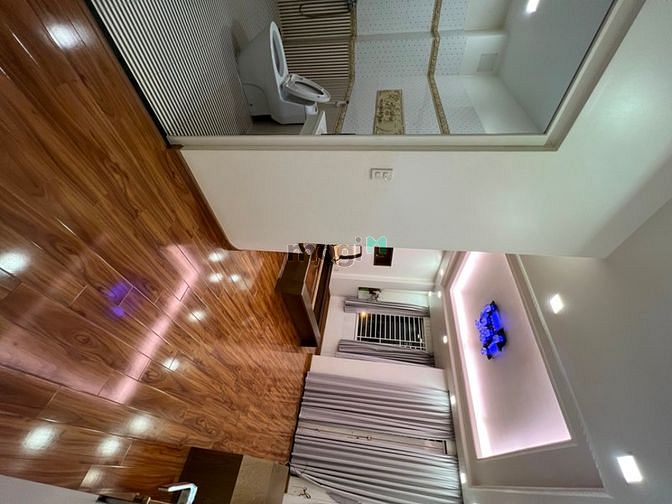 Hình ảnh Cho Thuê Phòng ,Nhà Phố Mặt Tiền Đường Lớn