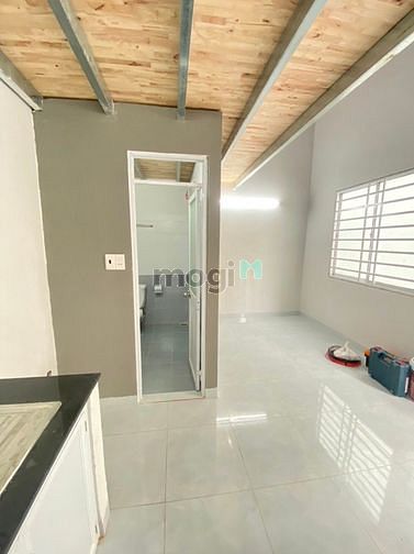 Hình ảnh Phòng gác quận 9 mới xây - có máy lạnh