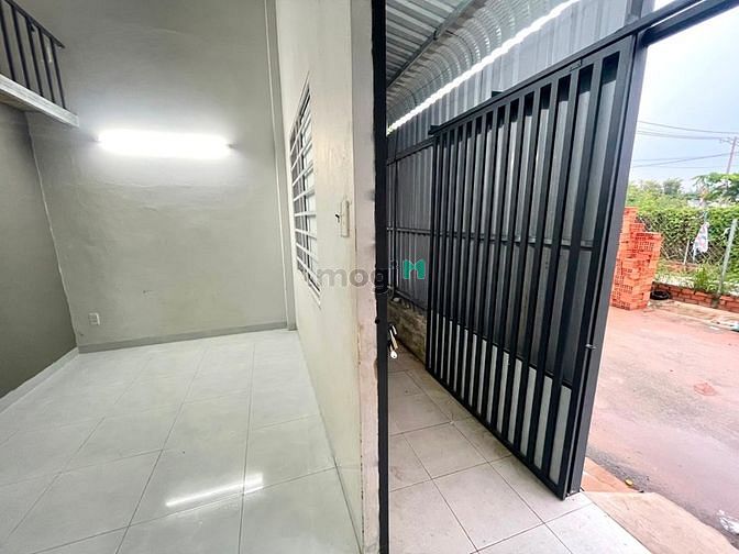 Hình ảnh Phòng gác quận 9 mới xây - có máy lạnh