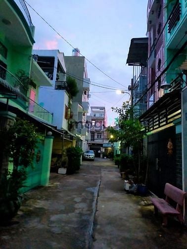 Hình ảnh Bán Đất Tặng Nhà Hẻm Xe Hơi Bình Tân 51m2 Chỉ 4,1 Tỷ TL