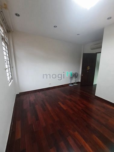 Hình ảnh Cho thuê hẻm xe hơi Lý Thường Kiệt 8pn 5wc P14 Q10