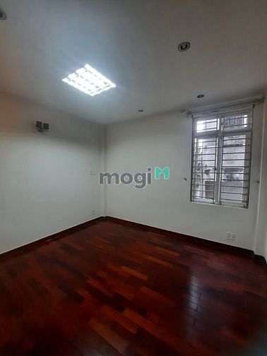 Hình ảnh Cho thuê hẻm xe hơi Lý Thường Kiệt 8pn 5wc P14 Q10