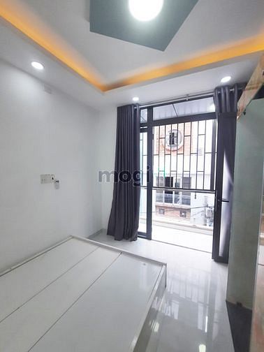 Hình ảnh Cho thuê nhà hẻm xe hơi Trần Phú 2pn 2wc Q5