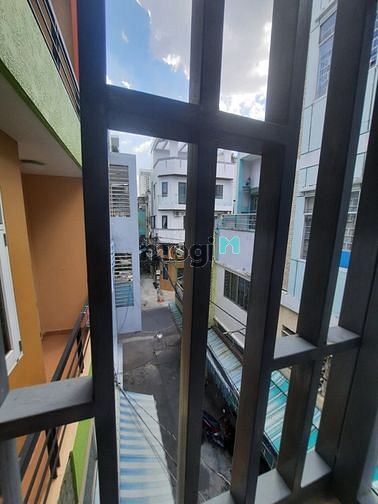 Hình ảnh Cho thuê nhà hẻm xe hơi Trần Phú 2pn 2wc Q5