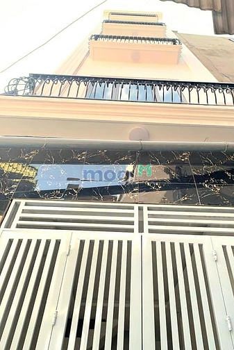 Hình ảnh Bán nhà siêu đẹp Đào Tấn, Ba Đình,  2 thoáng, gần bãi oto 37m2, 5 tầng