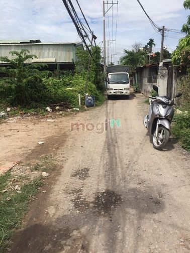 Hình ảnh Bán đất hẻm xe hơi, phường An Phú Đông, quận 12