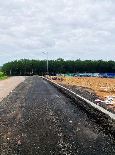 Hình ảnh Đất sổ sẵn đường 32m giá rẻ nhất khu vực