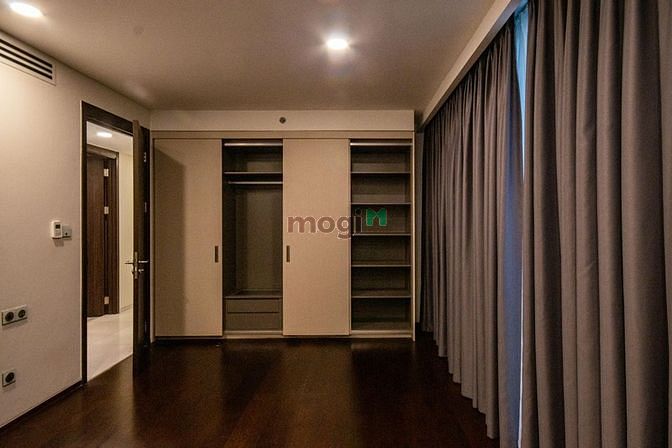 Hình ảnh Cho Thuê Mb6623 nạp rút nhanh chóng Sky Garden Masteri Thảo Điền DT 120m2, 2200usd/th